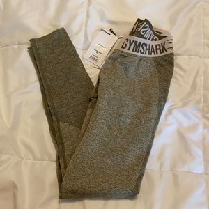 gymshark flex leggings in khaki/sand